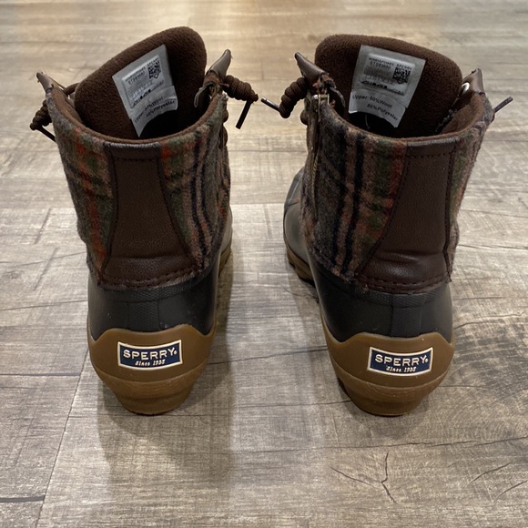 Women’s Sperry Saltwater Duck Boots - Picture 4 of 8